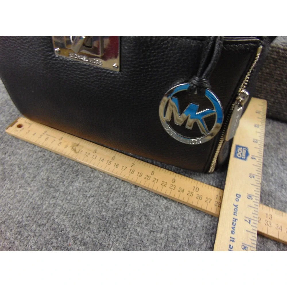 Michael Kors Savannah Satchel Black Pebbled Leather Silver Hardware‎ 38F5YSLT2L
